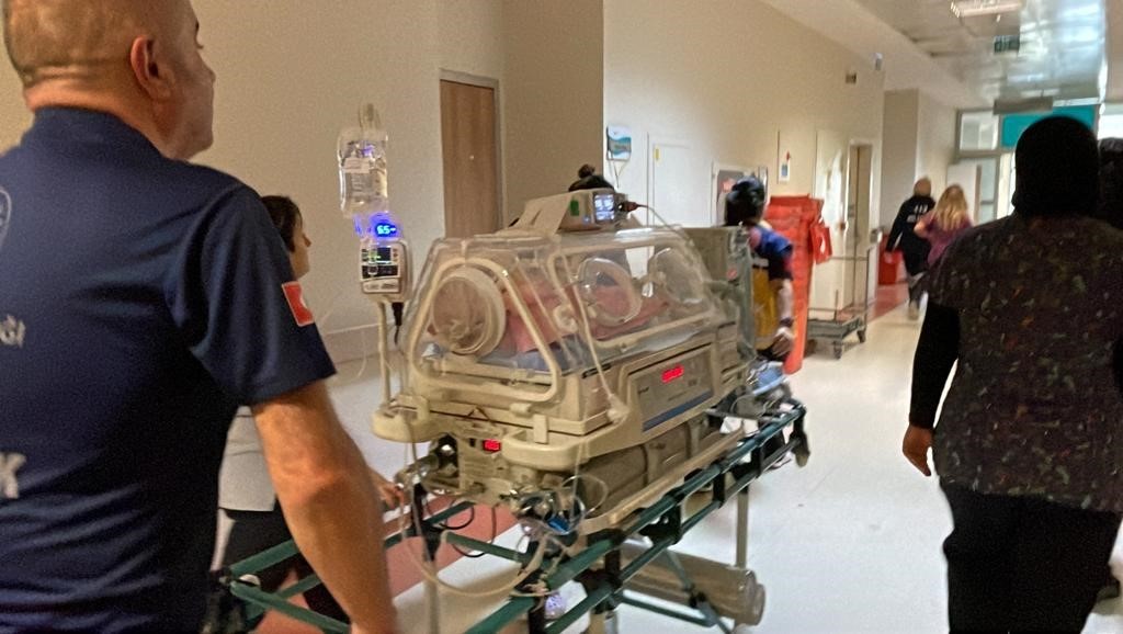 Bebeğini çöpe atan anne için müebbet talebi: Duruşma salonunda tutuklandı
