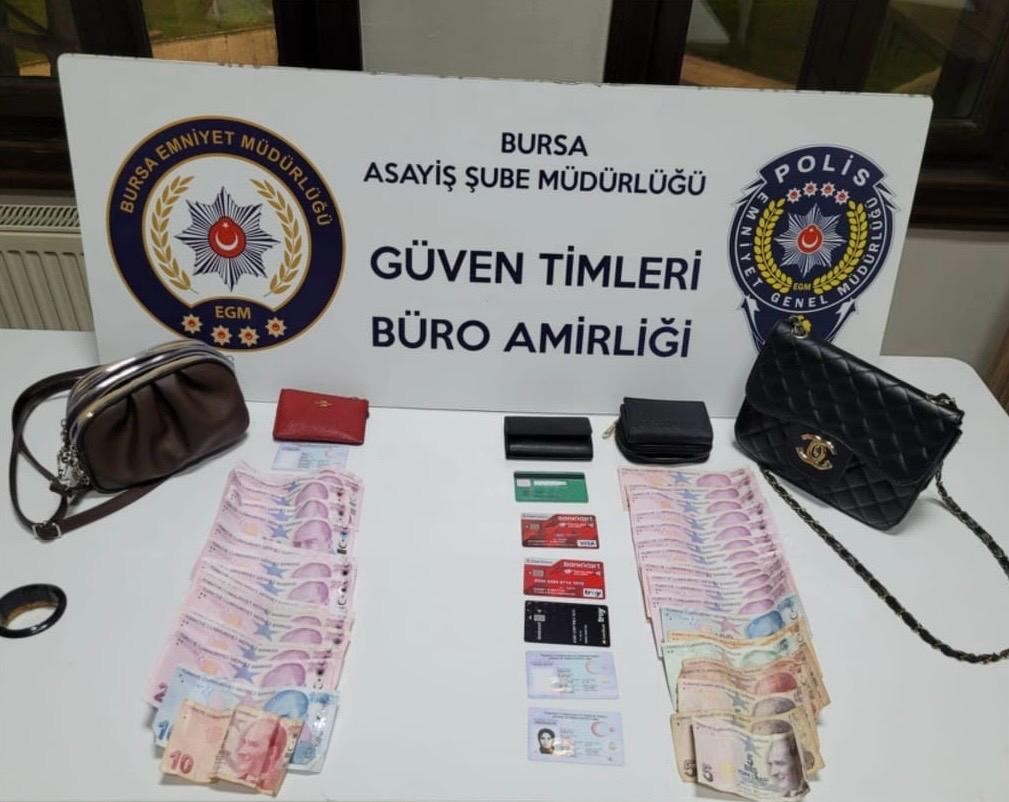 Bebek arabasındaki çantayı çalan şahıs Güven Timlerince yakalandı
