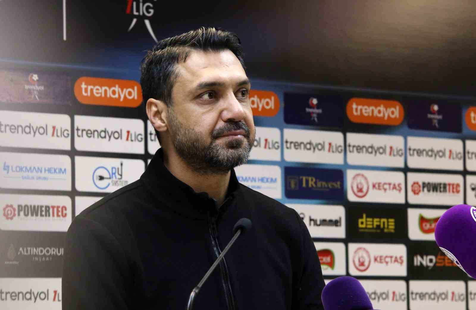 Bekir İrtegün: "Genç çocuklarla alakalı bir hayalim var"
