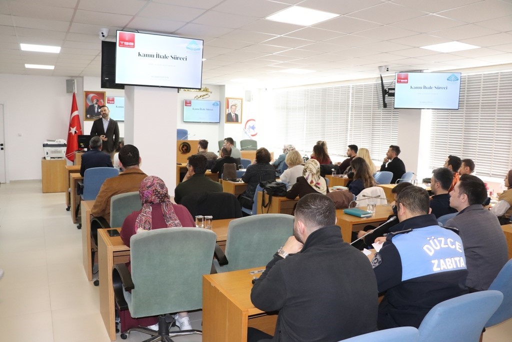 Belediye çalışanlarına kamu ihale kanunu ve doğrudan temin eğitimi verildi
