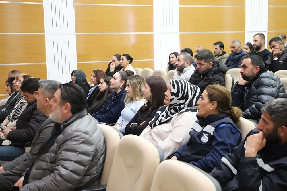 Belediye personeline eğitim
