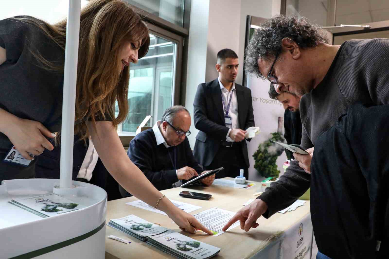 Belediye personeline karbonmonoksit ölçümü
