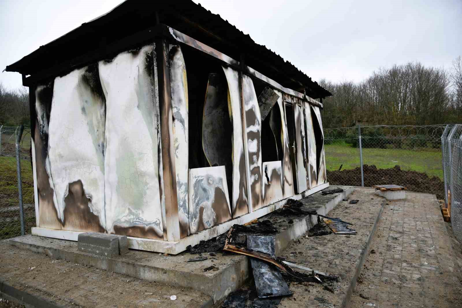 Belediye tesisine sahip çıkamadı...
