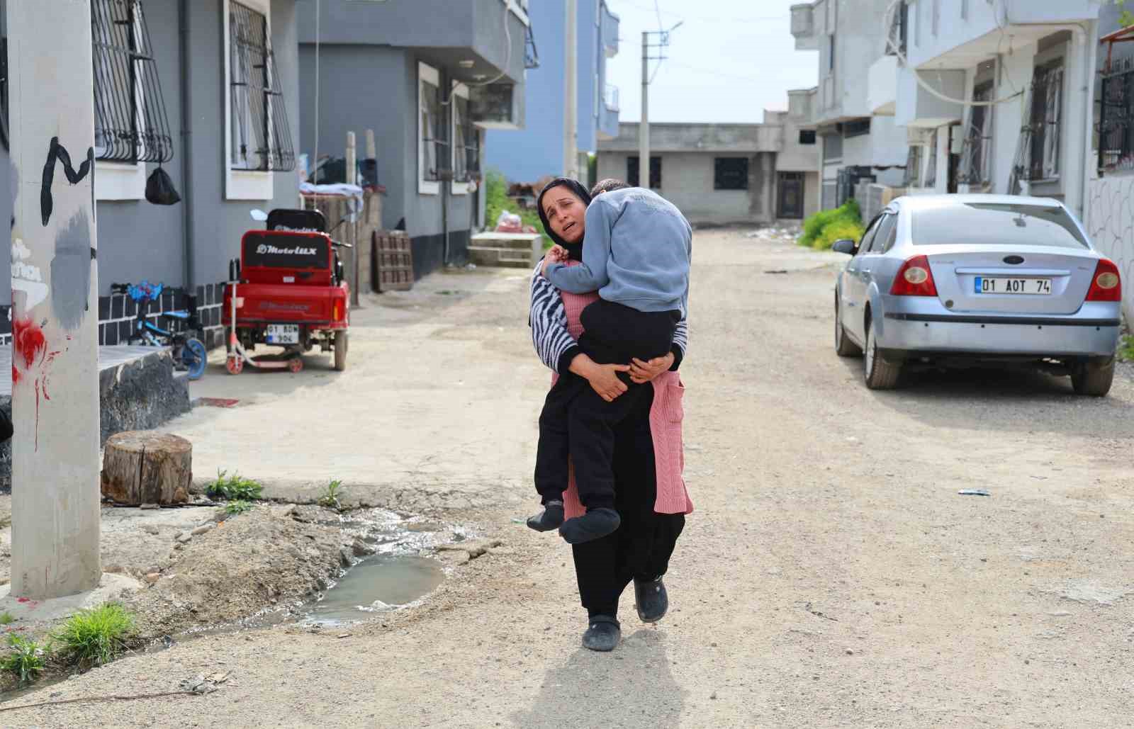 Belediye yolu yapmadı, engelli evladıyla perişan oldu
