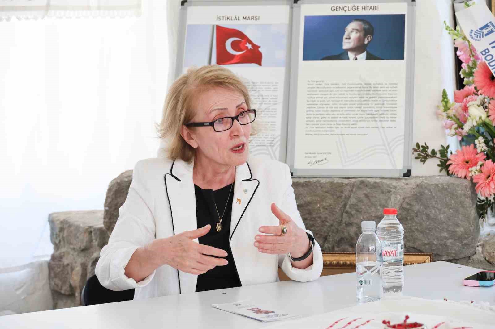 Belediyeden Bitez’de ‘Bağımlılıkta Aile Yapısı ve Roller’ semineri
