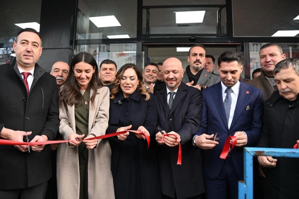 Belediyenin uygun fiyata et sattığı TEK Market’in 2.’si Çerkezköy’de açıldı
