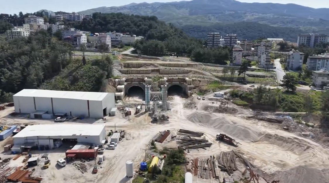 Belen Tüneli Projesinde çalışmalar sürüyor
