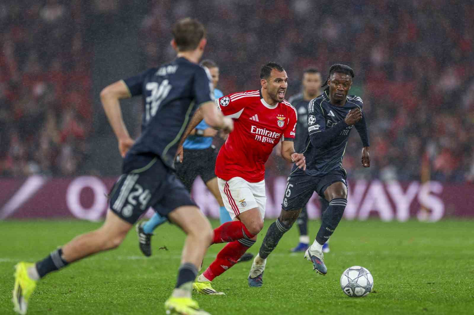 Benfica 90+8’de adını ilk 24’e yazdırdı
