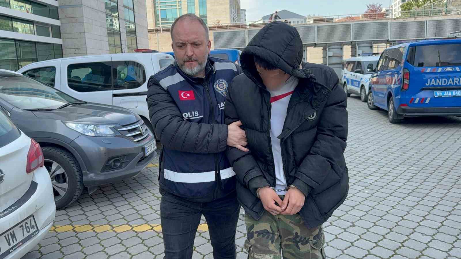 Berber salonundaki kavgada silahla ateş açan şahıs tutuklandı
