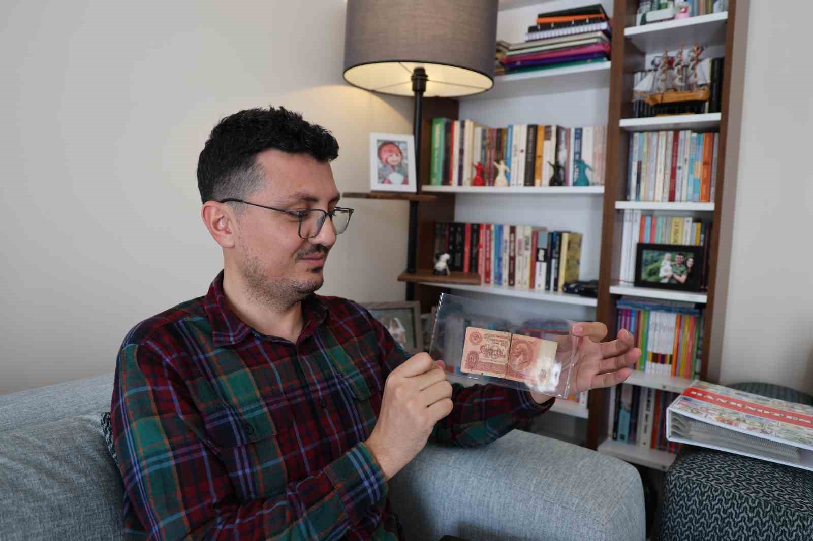 Beş kıtadan 75 ülkenin banknotunu derleyen öğretmen yok olan devletleri unutturmuyor
