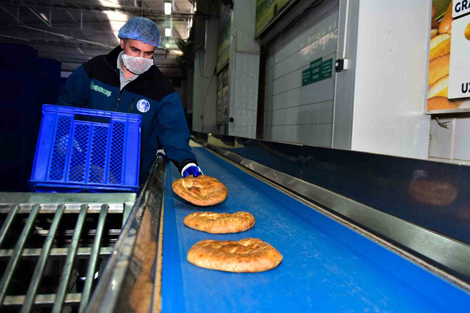 BESAŞ’ın Ramazan pidesine yoğun ilgi
