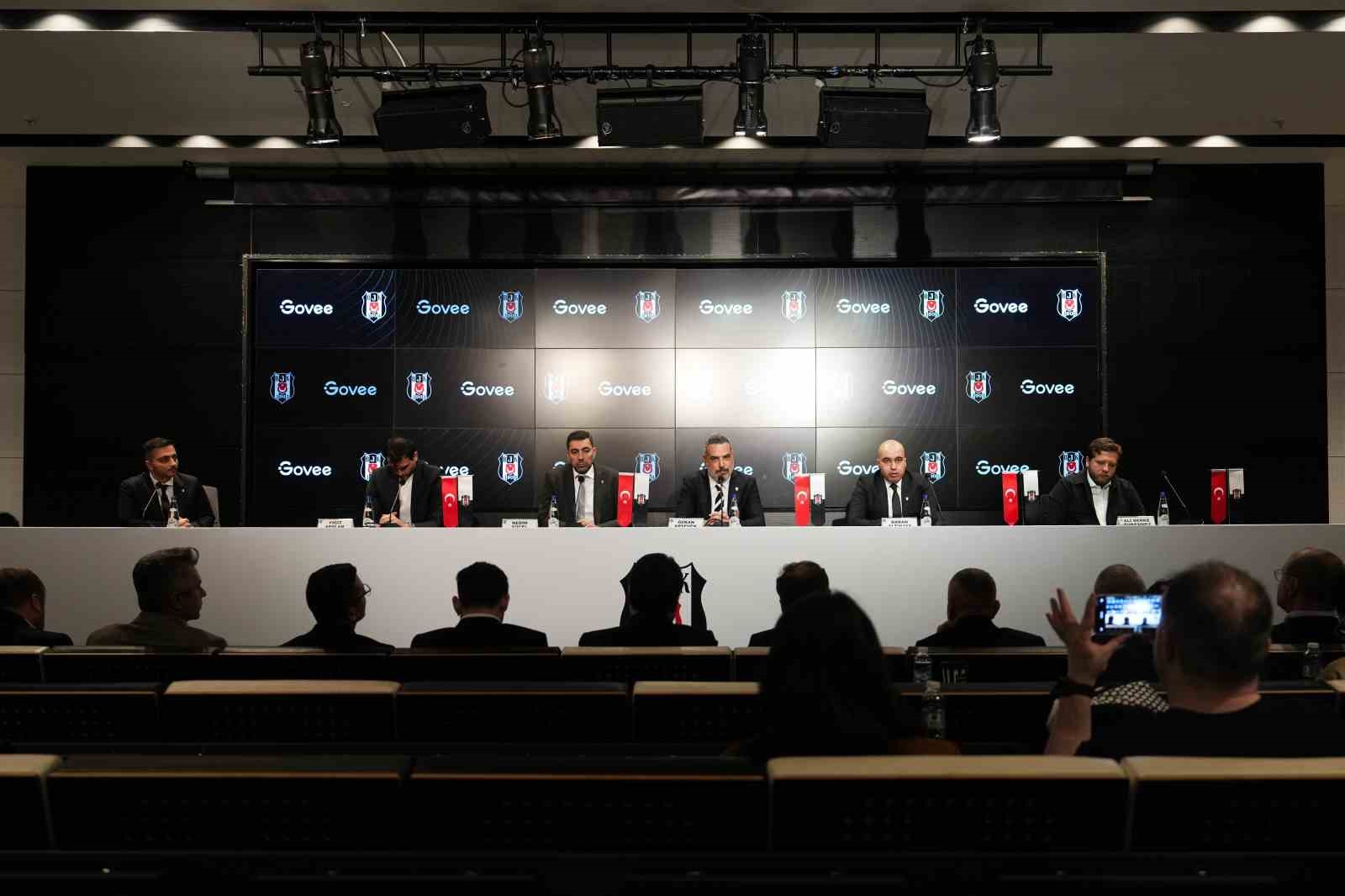 Beşiktaş Erkek Basketbol Takımı’na yeni sponsor
Beşiktaş Erkek Basketbol Takımı’na yeni sponsor