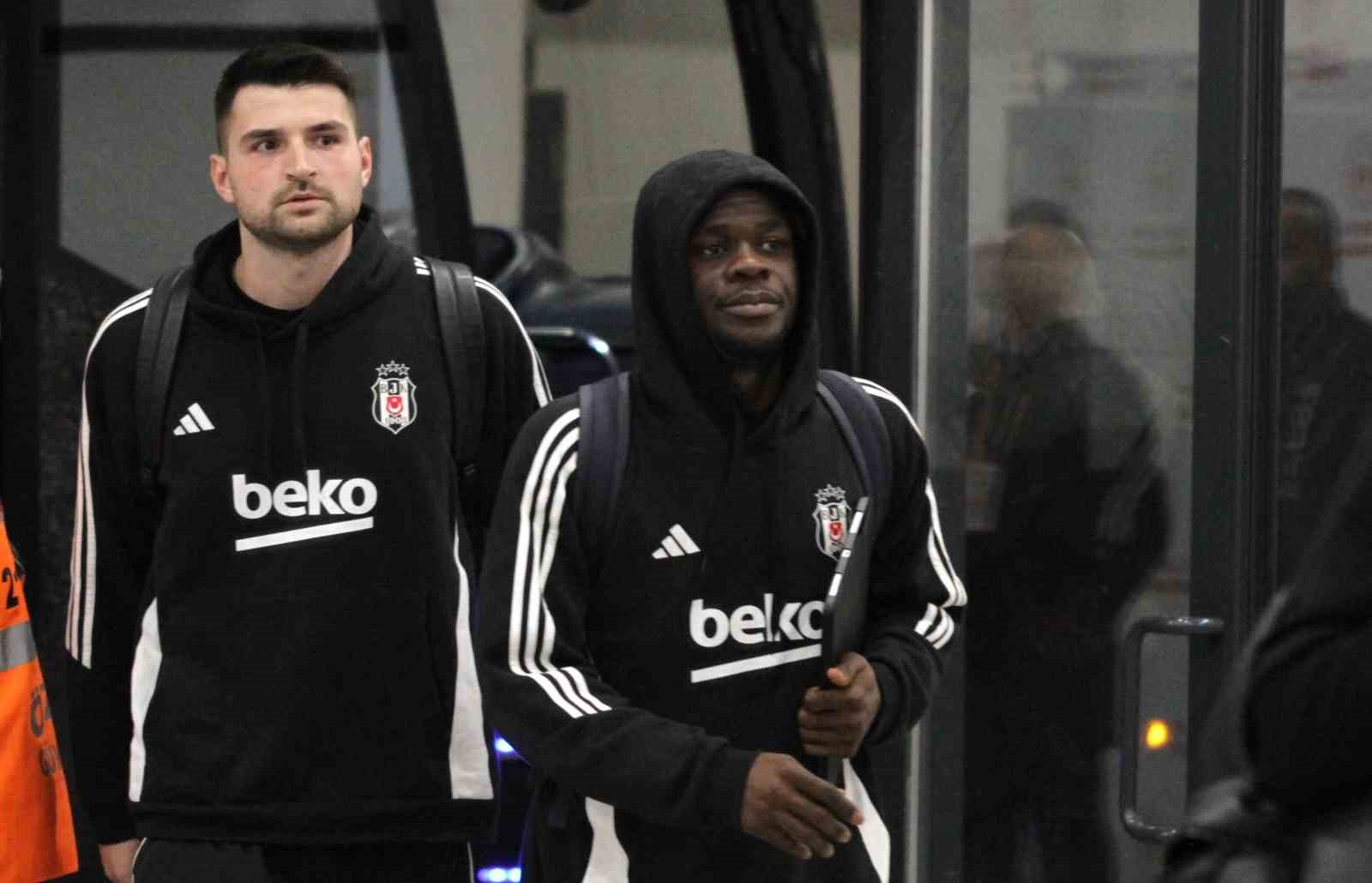 Beşiktaş, Eryaman Stadı’nda
