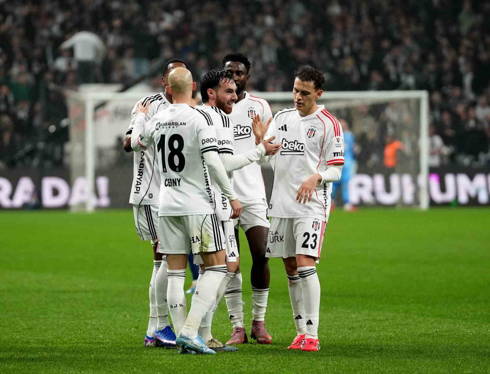 Beşiktaş, Kasımpaşa’ya karşı galibiyet hasretini bitirdi
