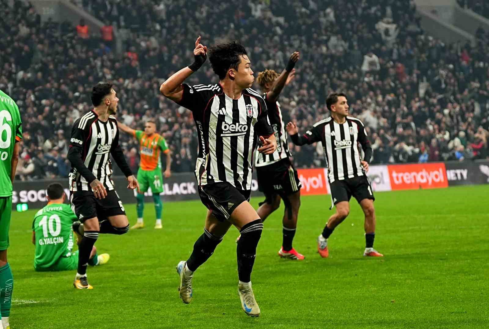Beşiktaş’ın yenilmezlik serisi 13 maça çıktı
