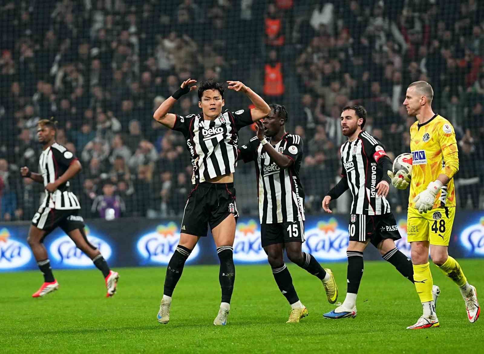 Beşiktaş’ın yenilmezlik serisi 13 maça çıktı
