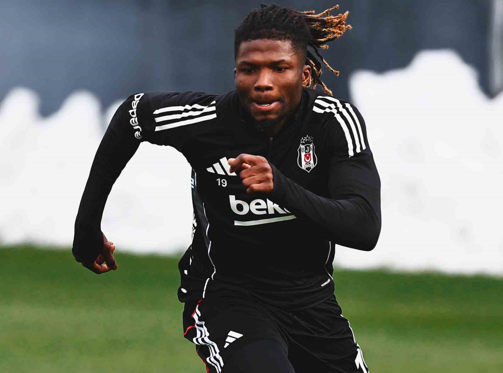 Beşiktaş’ta, Eyüpspor maçı hazırlıkları devam etti
