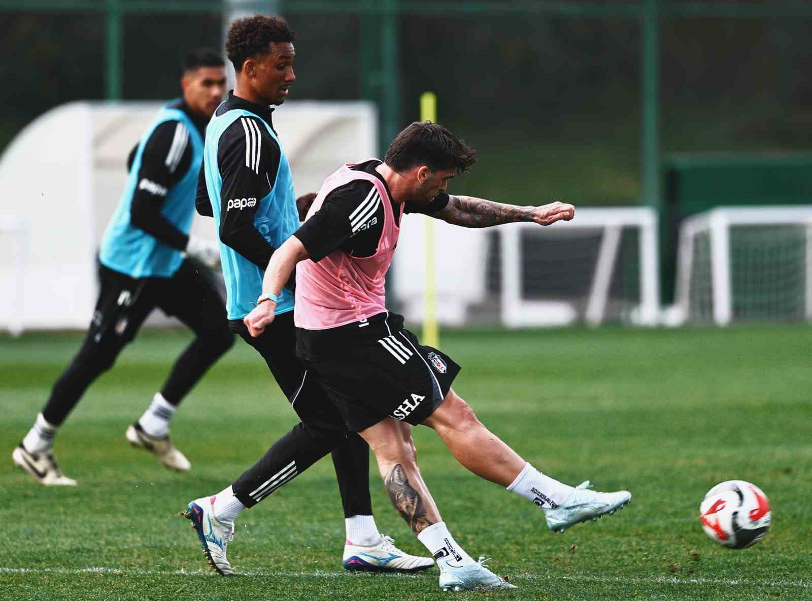 Beşiktaş’ta Kasımpaşa maçı hazırlıkları başladı
