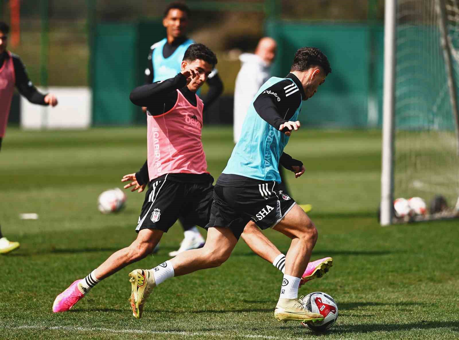 Beşiktaş’ta Kasımpaşa maçı hazırlıkları başladı
