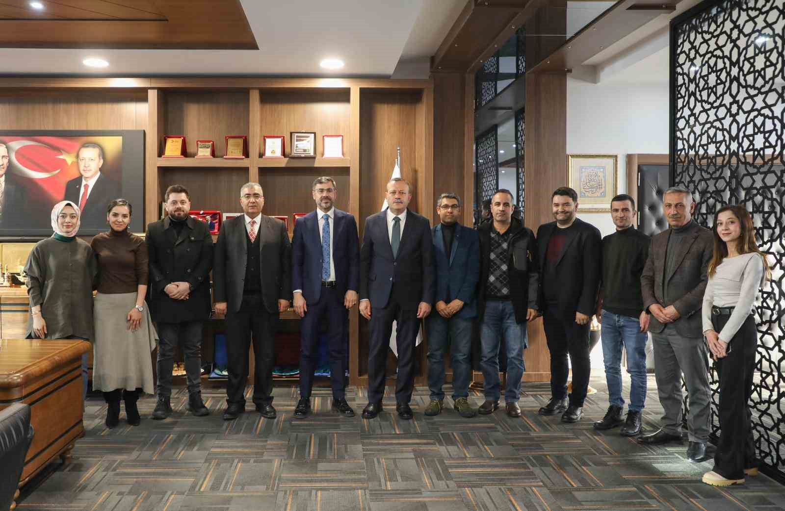 BEÜ ile Bitlis Belediyesi arasında dijital eğitimde iş birliği protokolü imzalandı
