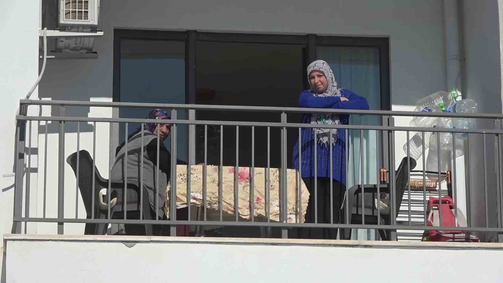 Beyaza bürünen İndere konutları depremzedelere sıcak yuva oldu
