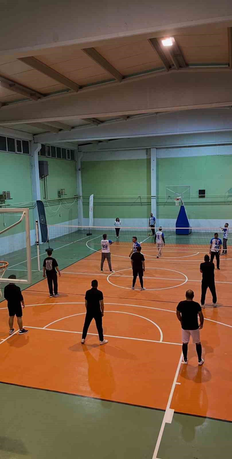 Beylikova’da voleybol turnuvası başladı
