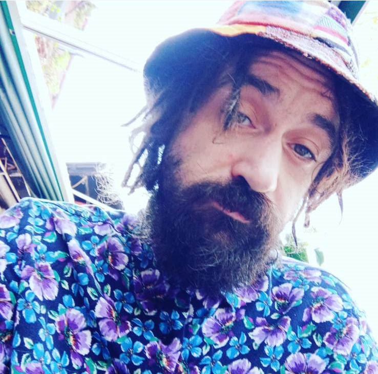 Beyoğlu’nda yabancı uyruklu şahsın şüpheli ölümü: Evde kaşık ve şırınga bulundu
