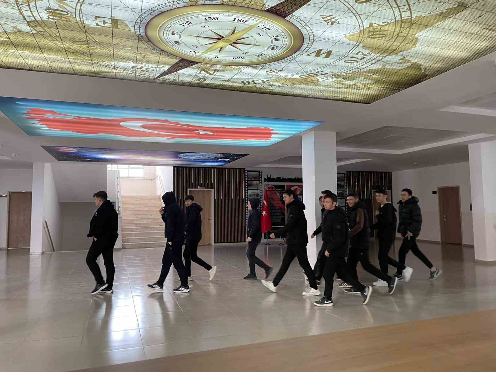 Beypazarı’nda okulda deprem tatbikatı
