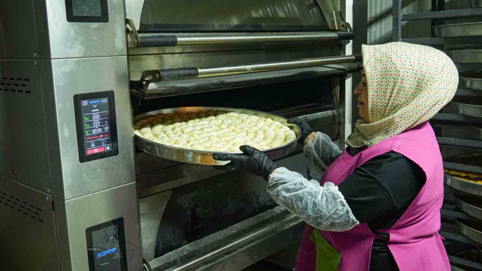 Beypazarı’nın yöresel lezzetleri bayram sofralarını süslemek için hazırlanıyor
