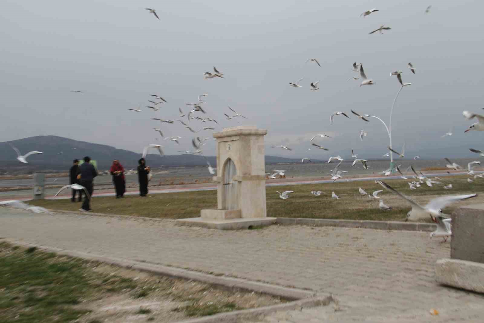 Beyşehir şiddetli fırtınaya teslim oldu
