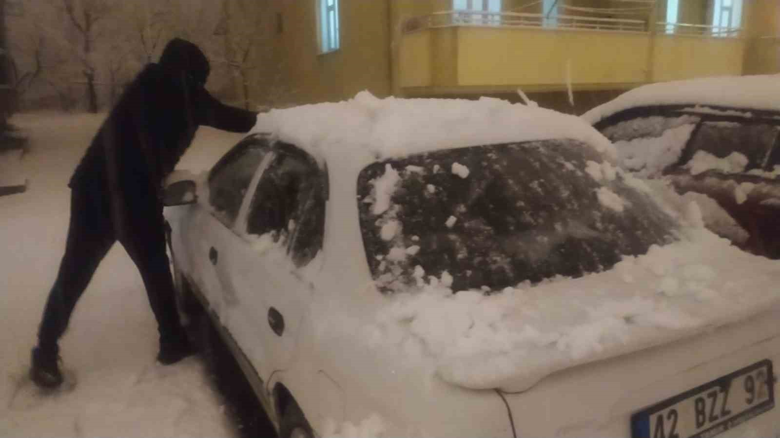 Beyşehir’de kar sevinci
