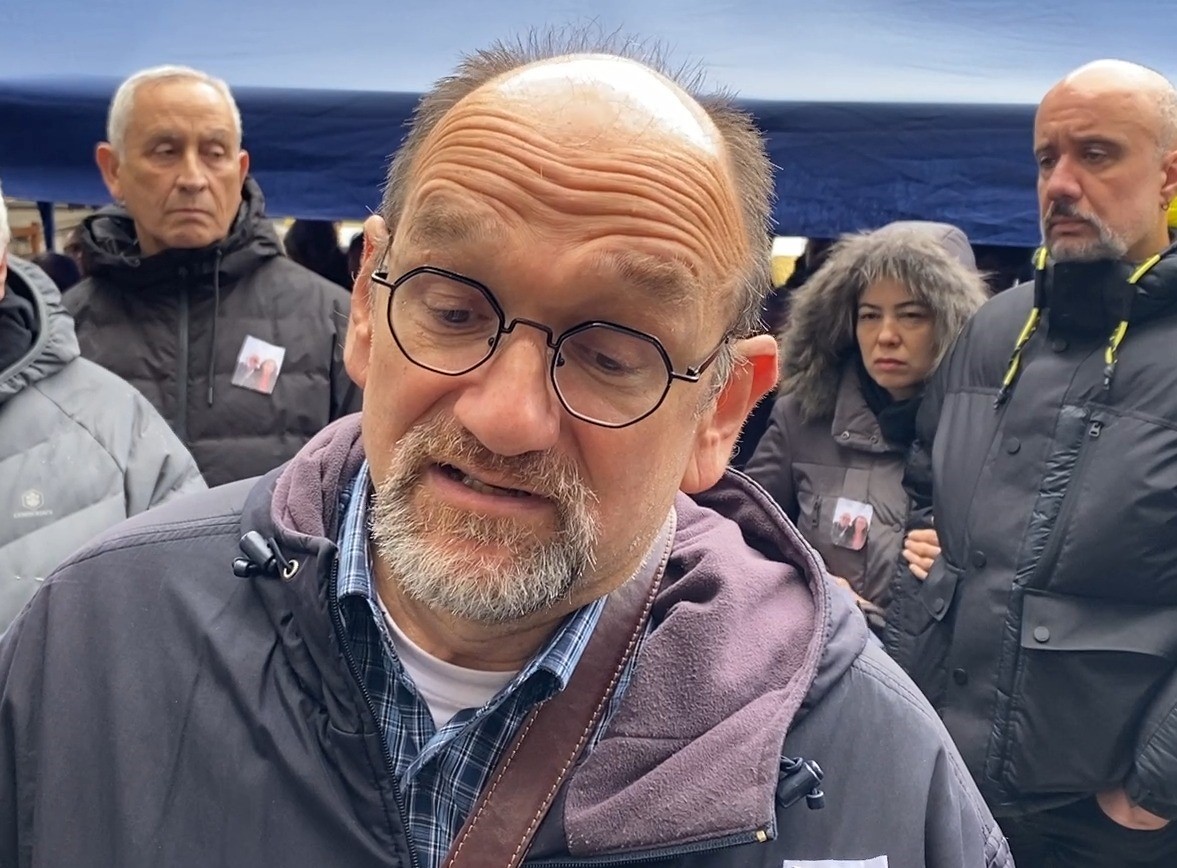 Bıçaklanarak öldürülen yaşlı çift son yolculuklarına uğurlandı
