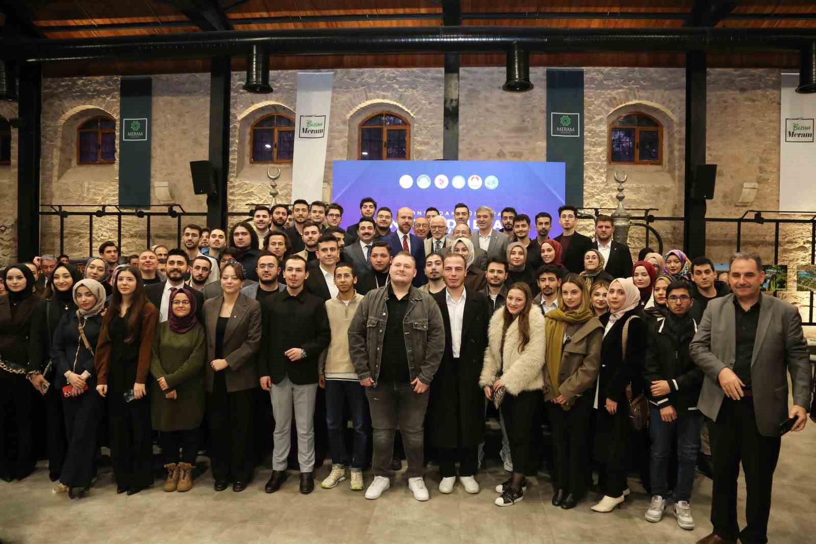 Bilal Erdoğan Konya’da gençlerle buluştu
