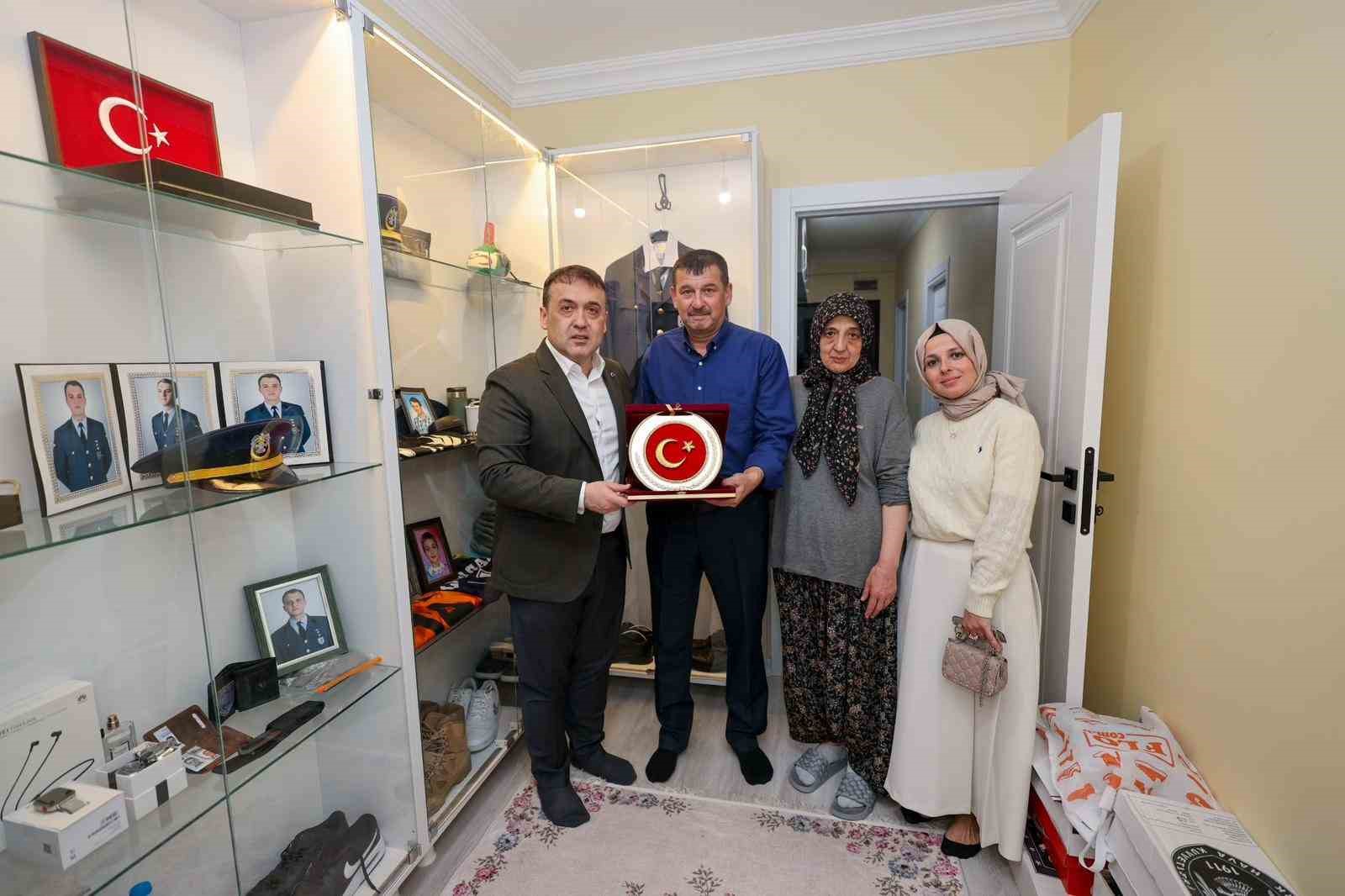 Bilecik protokolü şehit ve gazi aileleriyle iftarda buluştu
