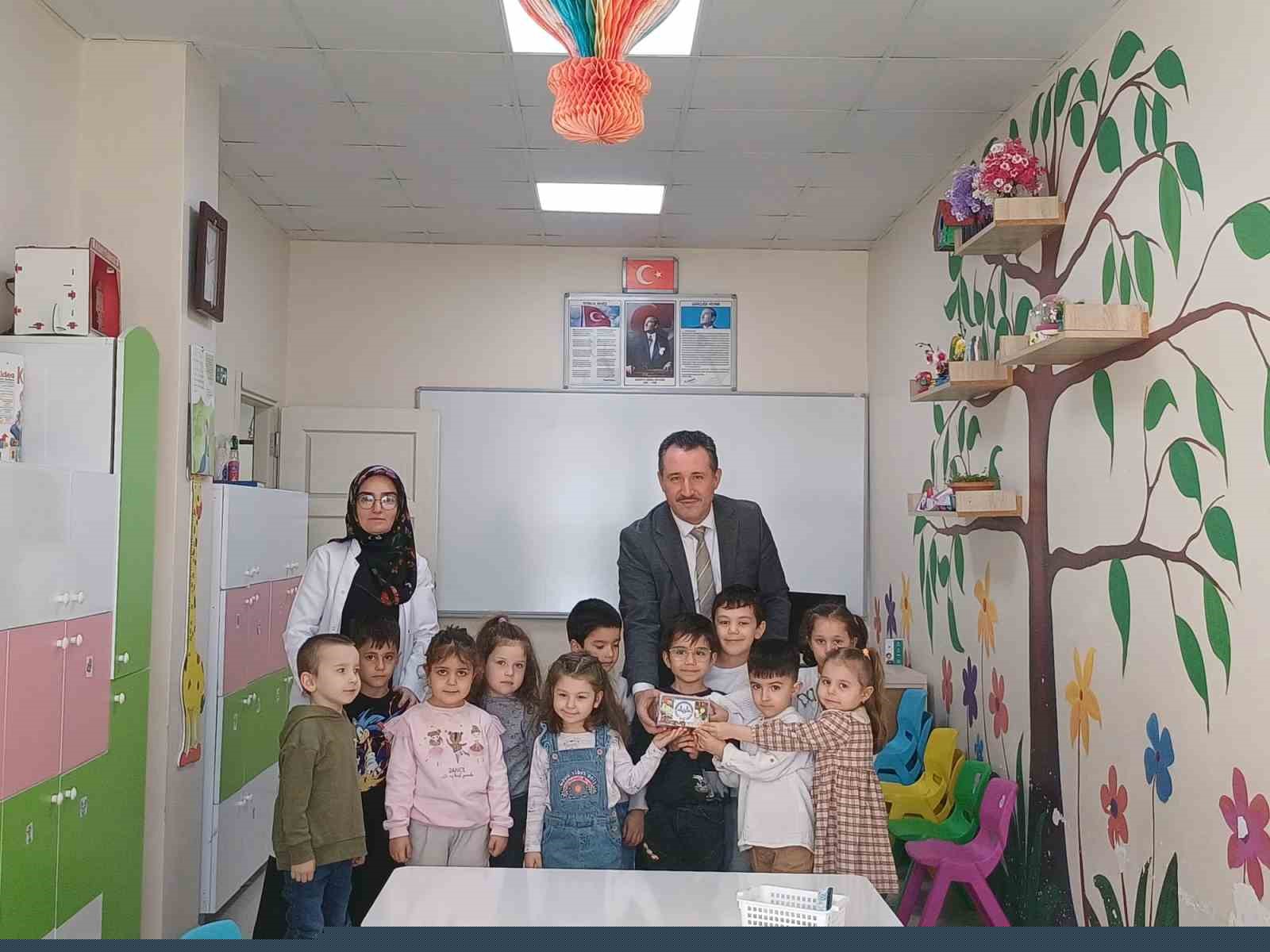 Bilecikli miniklerden Filistinli kardeşlerine yardım eli
