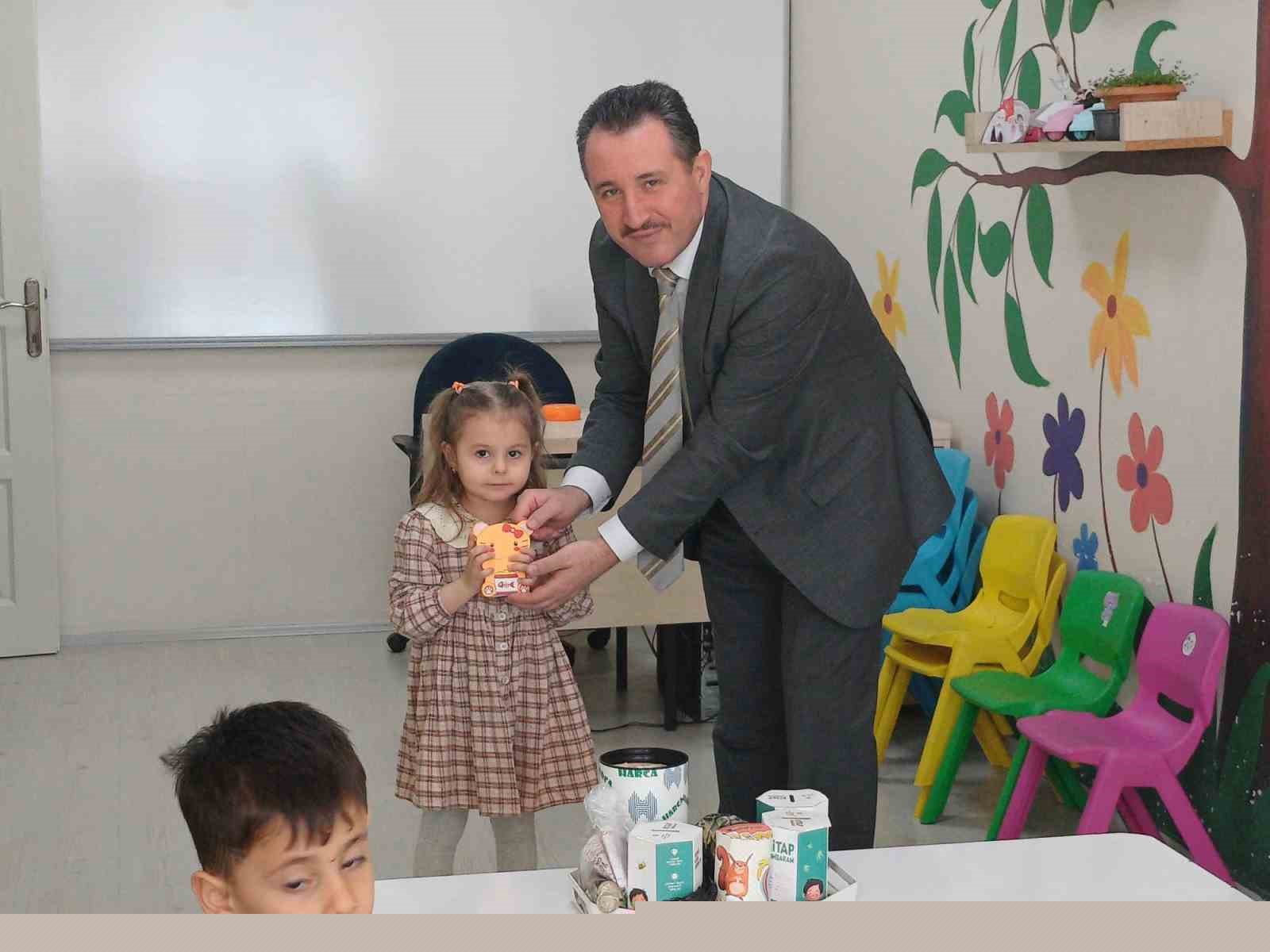 Bilecikli miniklerden Filistinli kardeşlerine yardım eli
