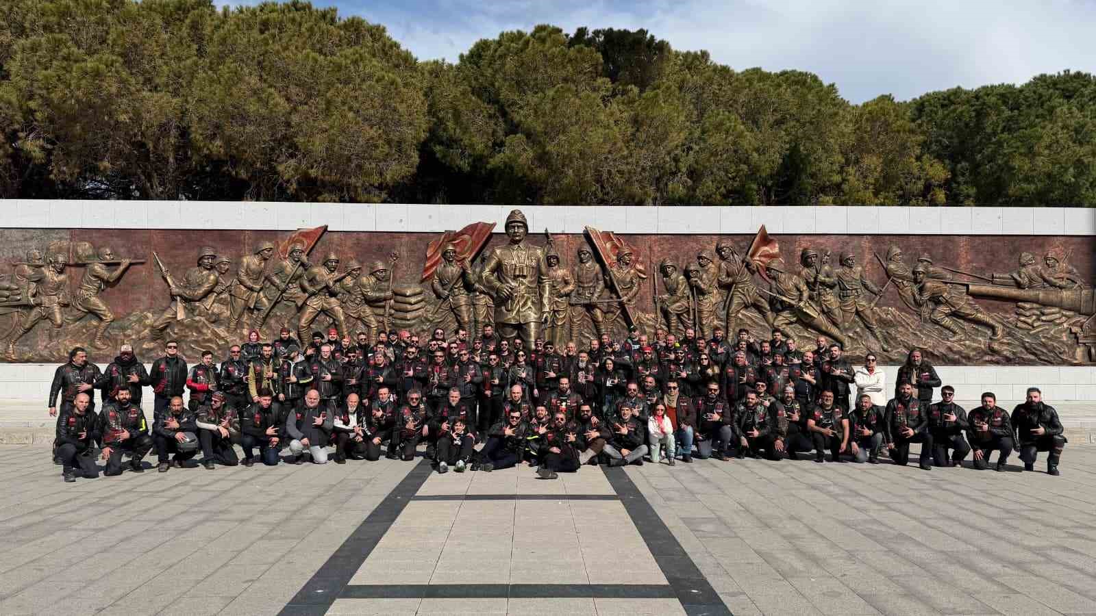 Bilecikli motosikletçiler Çanakkale’de buluştu
