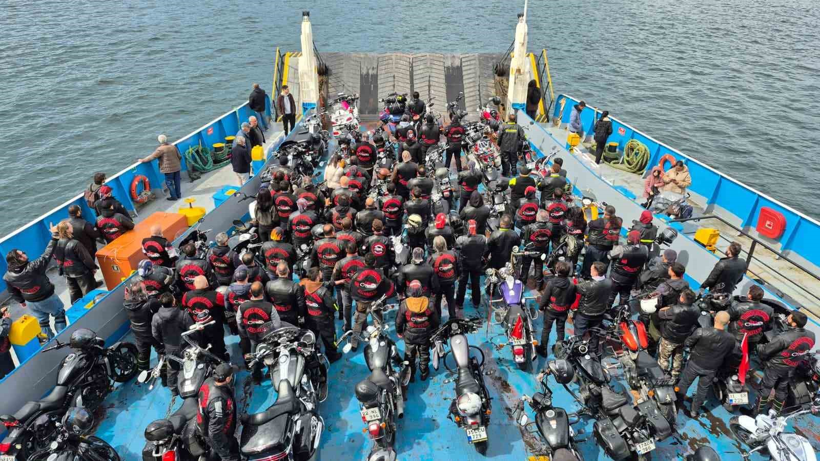 Bilecikli motosikletçiler Çanakkale’de buluştu
