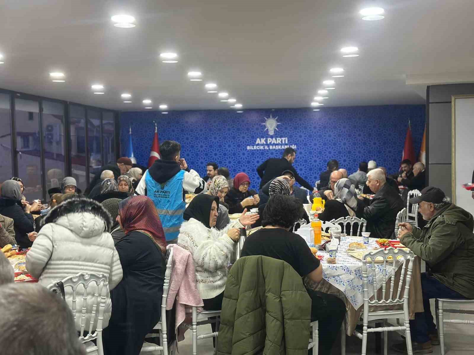 Bilecik’te AK Parti’den iftar buluşması

