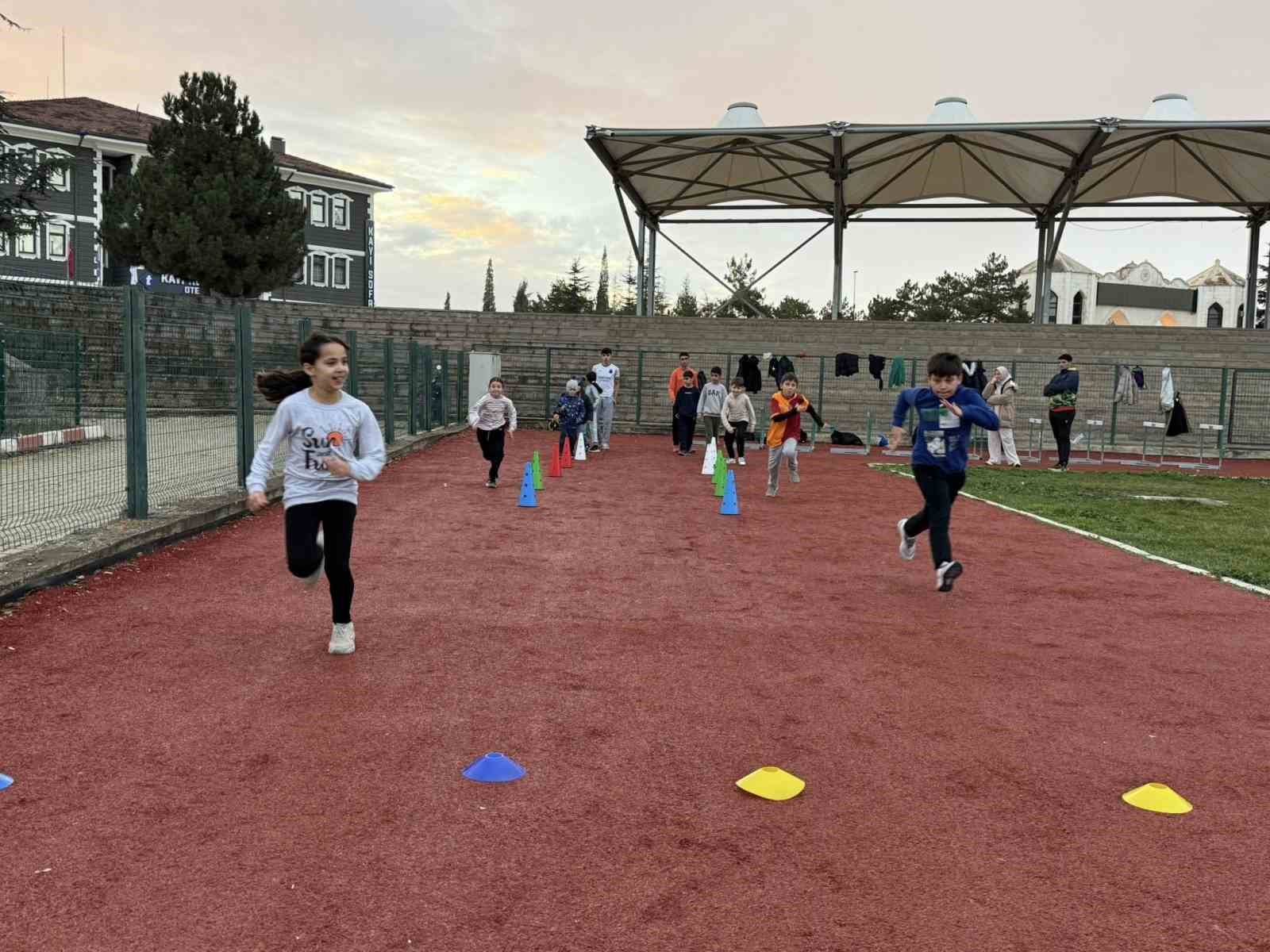 Bilecik’te atletizm spor okullarına yoğun ilgi
