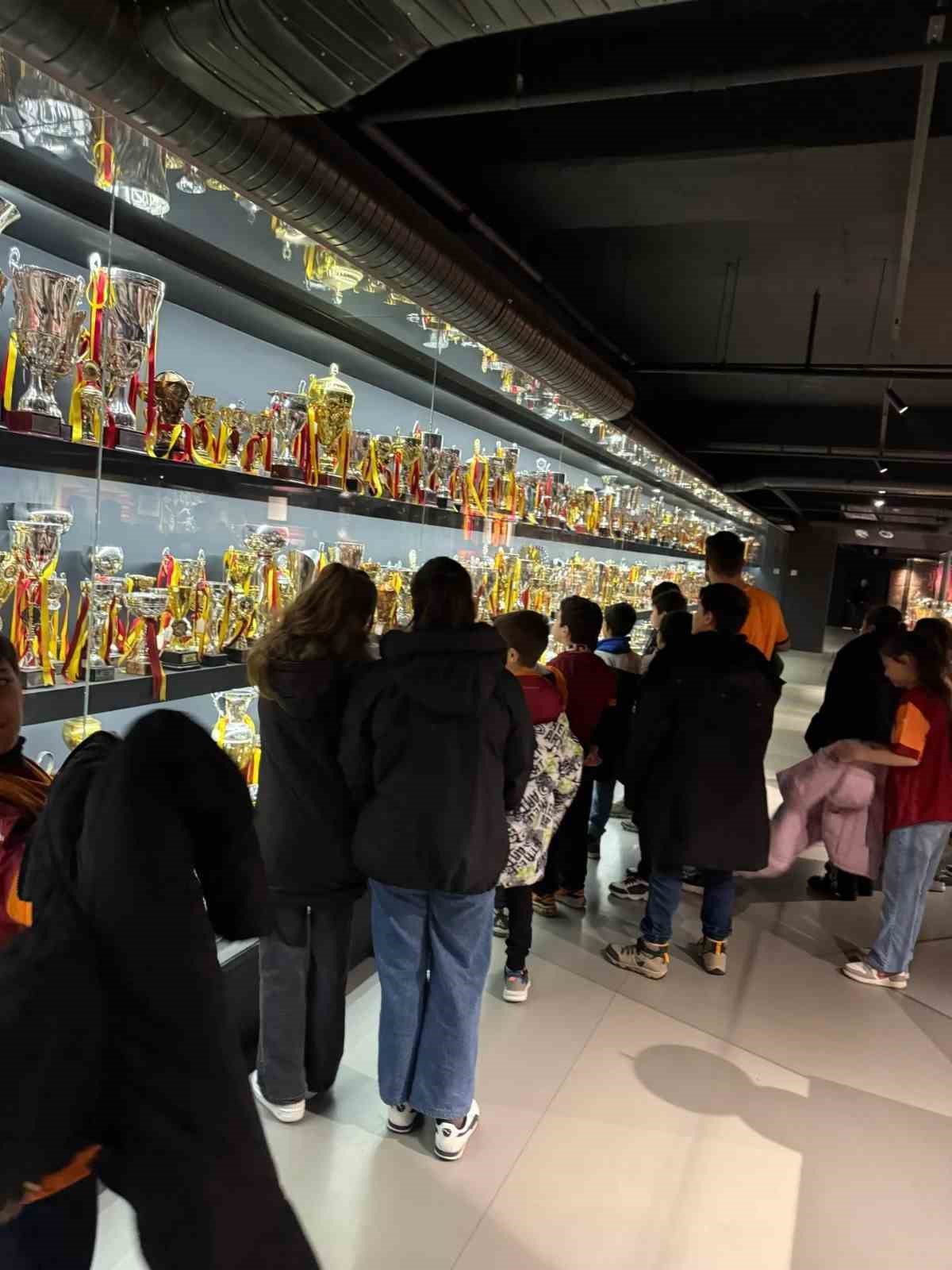 Bilecik’te Çocuk Evleri’ndeki çocukların İstanbul ve Rams Park heyecanı
