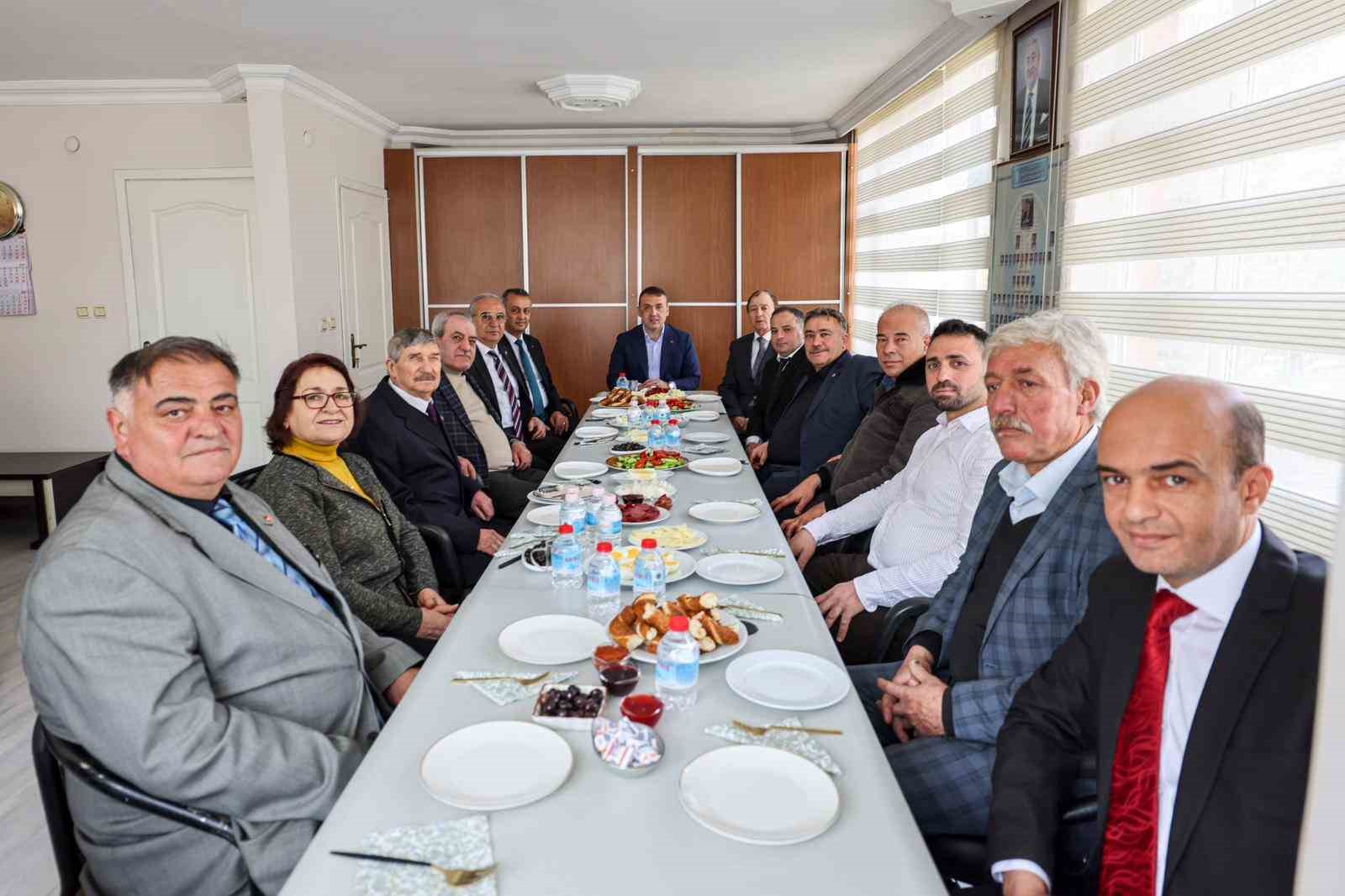 Bilecik’te esnaf ve sanatkârların sorunları, talepleri gündeme alındı
