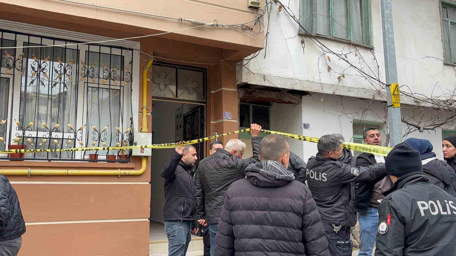 Bilecik’te evinde ölü bulunan şahsın cinayete kurban gittiği öğrenildi
