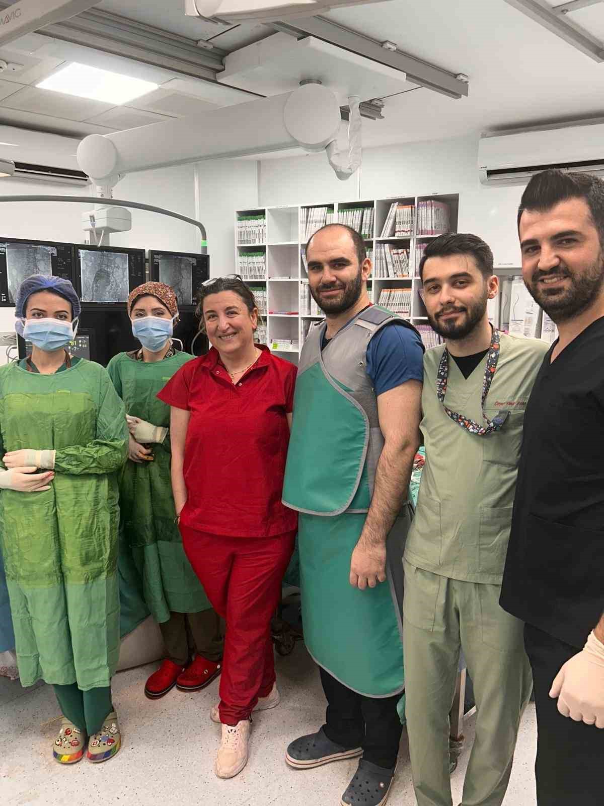 Bilecik’te hayat kurtaran kapalı damar operasyonu
Bilecik’te hayat kurtaran kapalı damar operasyonu