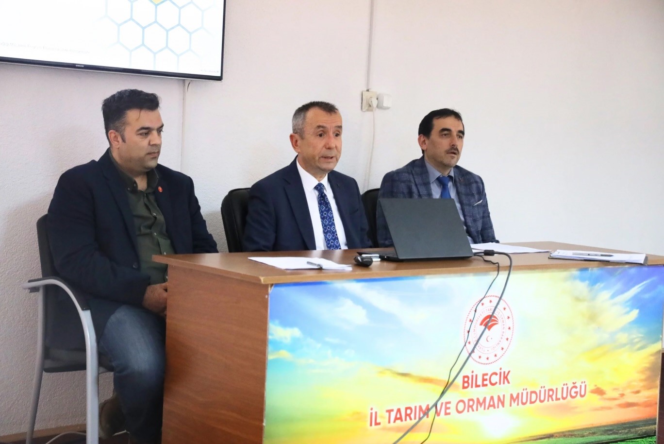 Bilecik’te hayvan hastalıklarıyla mücadele konuları masaya yatırıldı
