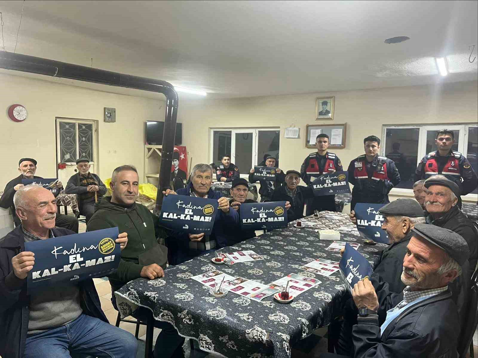 Bilecik’te jandarmadan bilgilendirme faaliyeti
