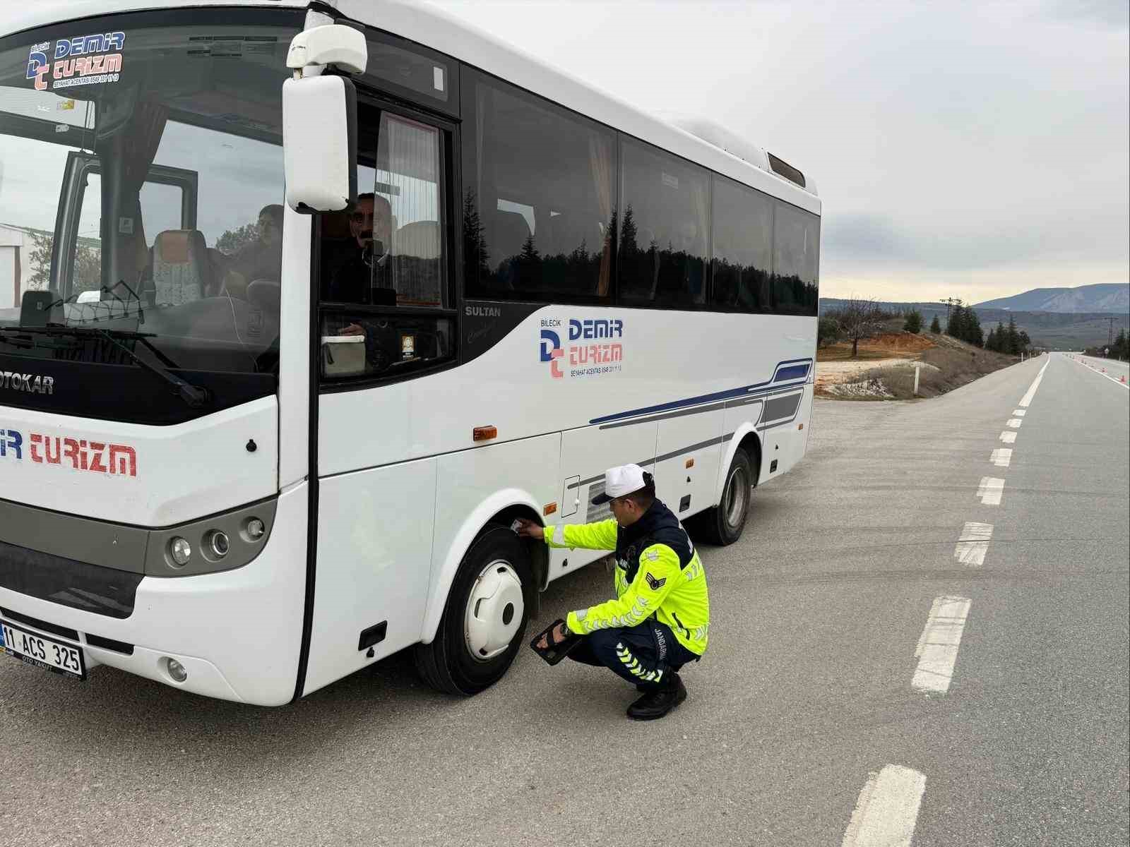 Bilecik’te kış lastiği uygulaması denetimi yapıldı
