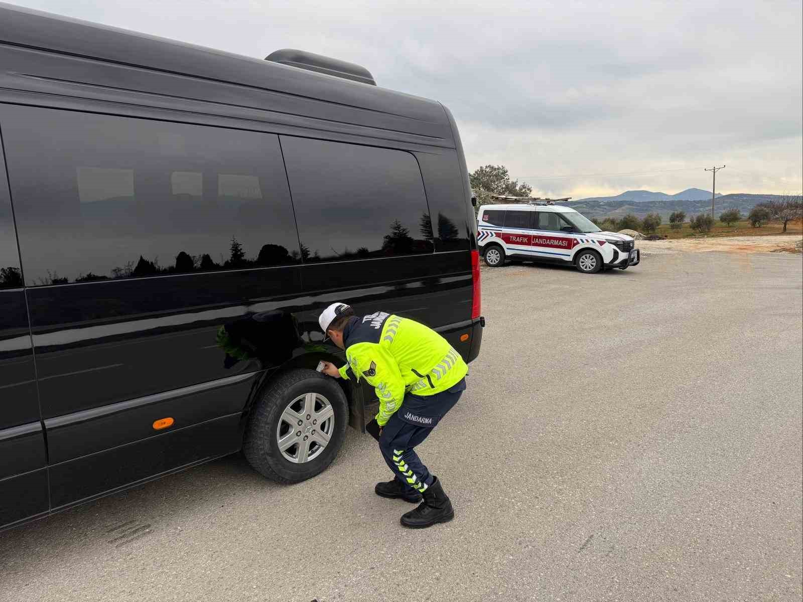 Bilecik’te kış lastiği uygulaması denetimi yapıldı
