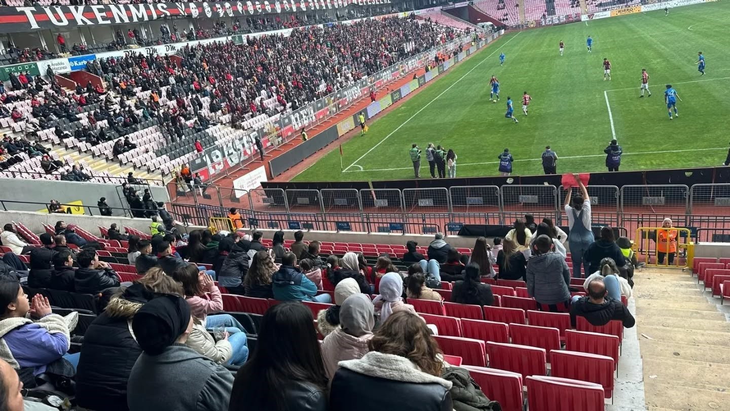 Bilecik’te koruma altındaki çocuklar maç heyecanı yaşadı
