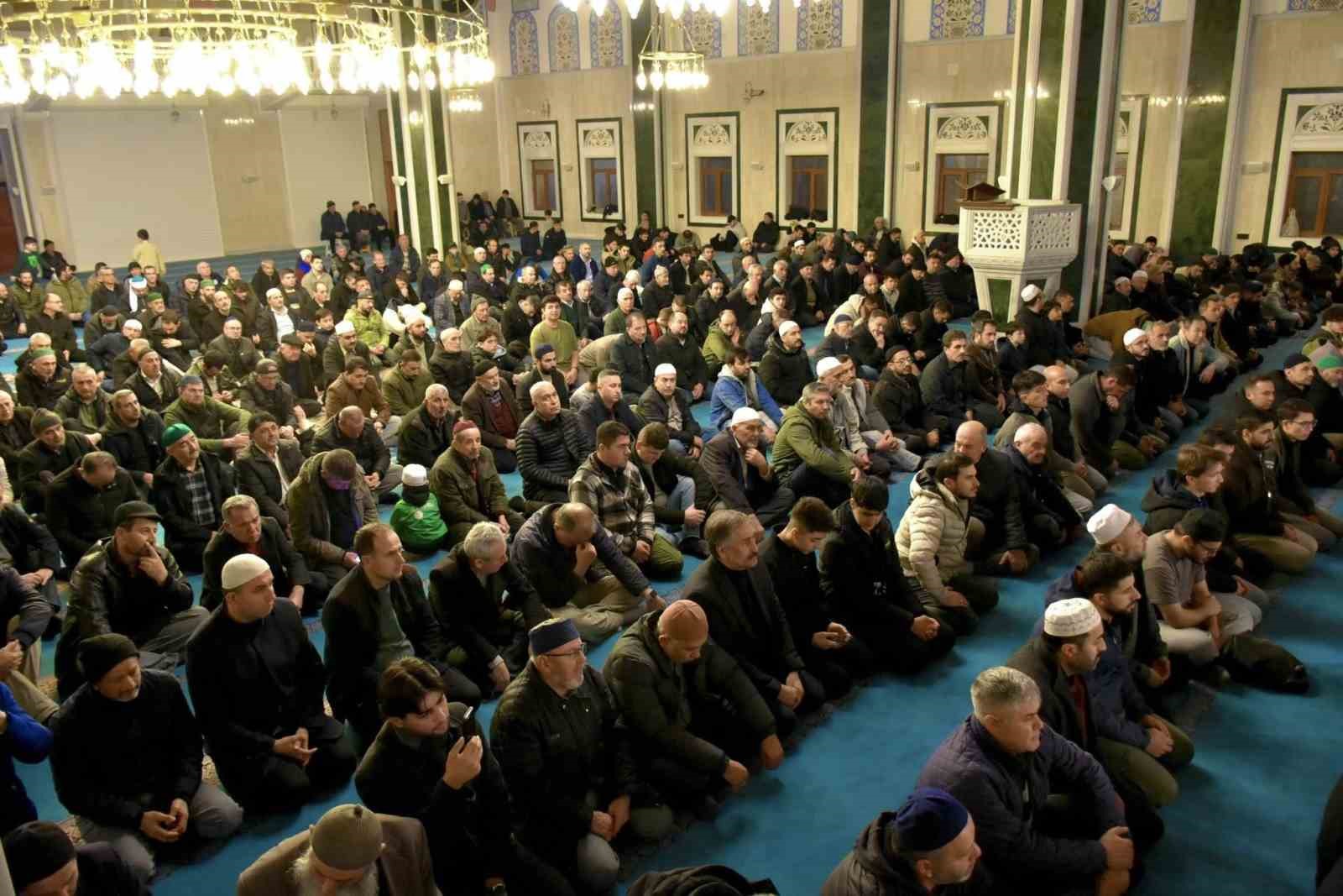 Bilecik’te ‘Kur’an-ı Kerim Ziyafeti’ programına yoğun ilgi
